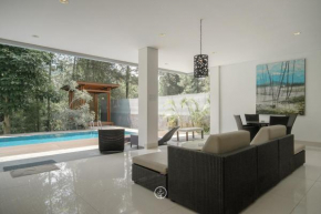 Hikari Hill View Villa 7 bedrooms with a private swimming pool